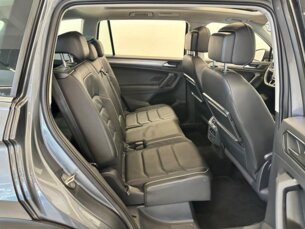 Foto 18 - Volkswagen Tiguan Tiguan Allspace Comfortline 1.4 250 TSI DSG automático