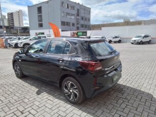 Foto 3 - Chevrolet Onix Onix 1.0 Turbo LT manual