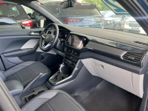 Foto 12 - Volkswagen T-Cross T-Cross 1.4 250 TSI Highline (Aut) automático