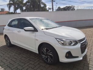 Foto 3 - Chevrolet Onix Onix 1.0 Turbo LT manual