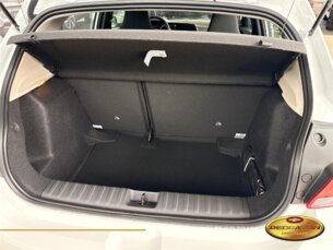 Foto 8 - Chevrolet Onix Onix 1.0 manual