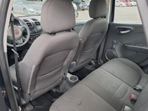 Foto 10 - Fiat Grand Siena Grand Siena Evo Attractive 1.4 8V (Flex) manual