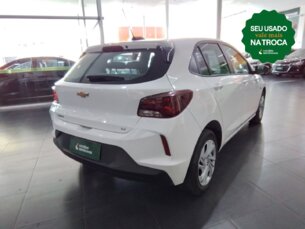 Foto 5 - Chevrolet Onix Onix 1.0 LT manual