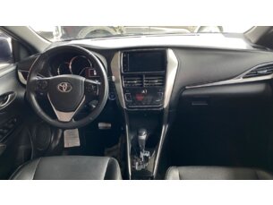Foto 4 - Toyota Yaris Hatch Yaris 1.5 X-Way CVT automático