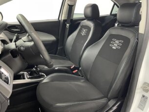 Foto 7 - Chevrolet Onix Onix 1.0 LT SPE/4 manual