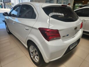 Foto 3 - Chevrolet Onix Onix 1.4 LT SPE/4 manual