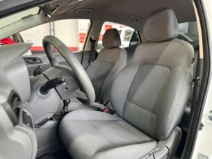 Foto 8 - Hyundai HB20S HB20S 1.0 Comfort Plus manual