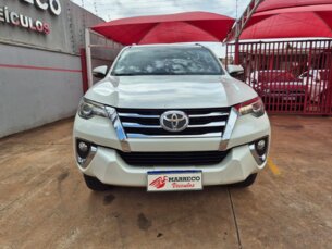 Foto 2 - Toyota SW4 SW4 2.8 TDI SRX 5L 4x4 (Aut) automático