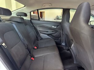 Foto 7 - Chevrolet Onix Onix 1.0 Turbo LTZ (Aut) automático