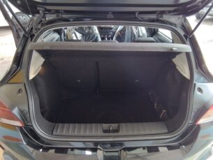 Foto 10 - Chevrolet Onix Onix 1.0 Turbo LT manual