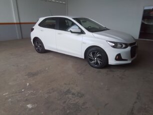 Foto 3 - Chevrolet Onix Onix 1.0 Turbo LT manual