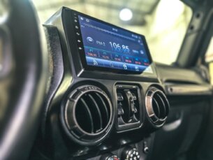 Foto 7 - Jeep Wrangler Wrangler 3.8 V6 (aut) automático