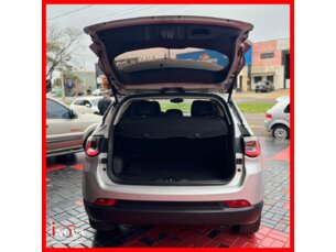 Foto 6 - Jeep Compass Compass 2.0 Limited (Aut) (Flex) automático