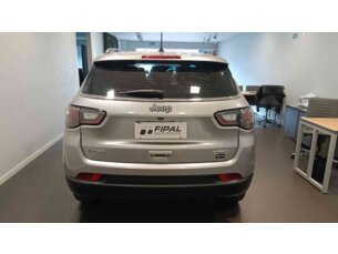 Foto 5 - Jeep Compass Compass 1.3 T270 Longitude automático