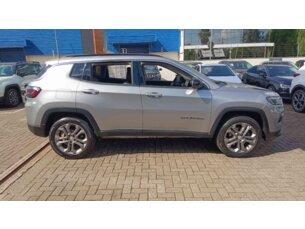 Foto 7 - Jeep Compass Compass 1.3 T270 Longitude automático
