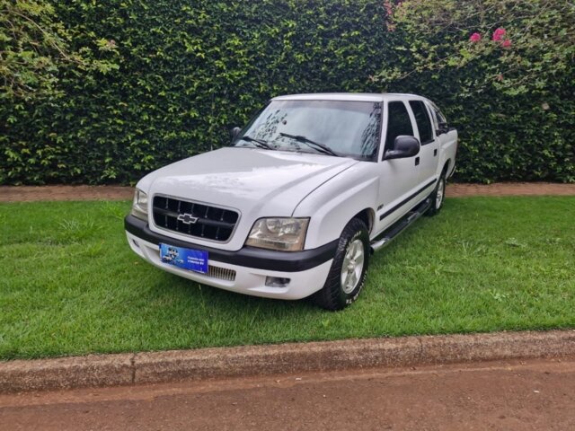 Chevrolet S10 Cabine Simples S10 Sertoes 4x4 2.8 (Cab Simples) 2002