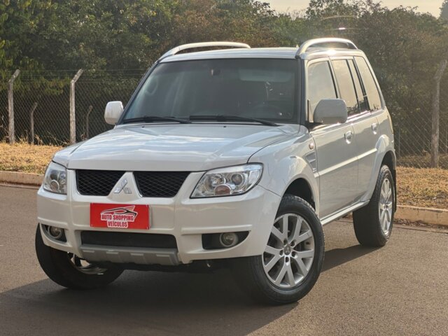 Foto 7 - Mitsubishi Pajero TR4 2.0 16V 4x2 (Flex) (Aut) 2012