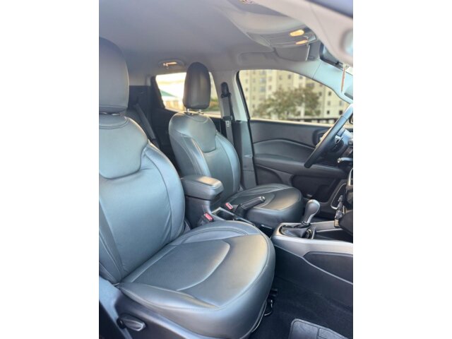 Foto 8 - Fiat Toro 1.3 T270 Freedom (Aut) 2025