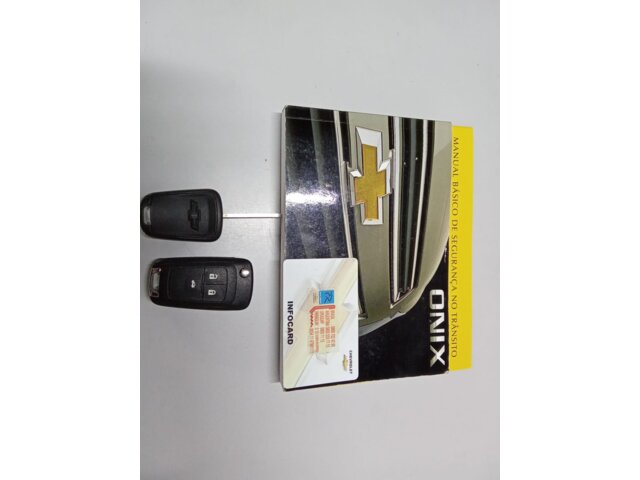 Foto 9 - Chevrolet Onix 1.4 LTZ SPE/4 (Aut) 2014
