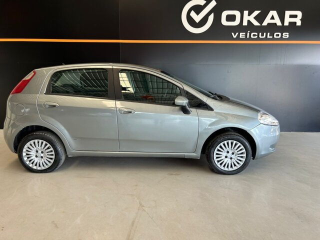 Foto 1 - Fiat Punto Essence 1.6 16V (Flex) 2012
