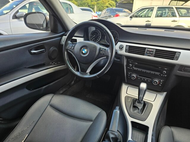 Foto 5 - BMW Série 3 320i 2.0 16V 2010