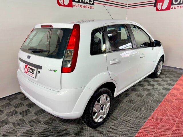 Foto 3 - Ford Fiesta Hatch SE 1.0 RoCam (Flex) 2014