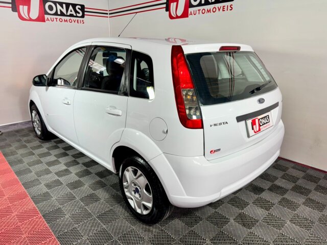 Foto 4 - Ford Fiesta Hatch SE 1.0 RoCam (Flex) 2014