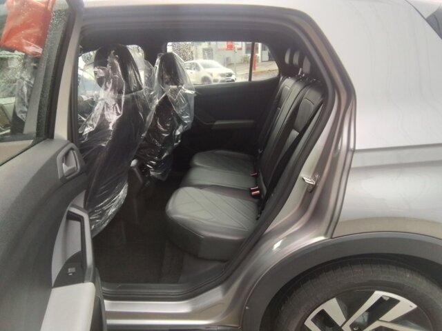 Foto 9 - Volkswagen T-Cross 1.0 200 TSI Comfortline (Aut) 2025