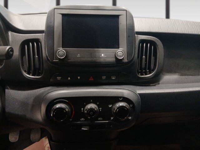 Foto 9 - Fiat Mobi 1.0 Trekking 2025