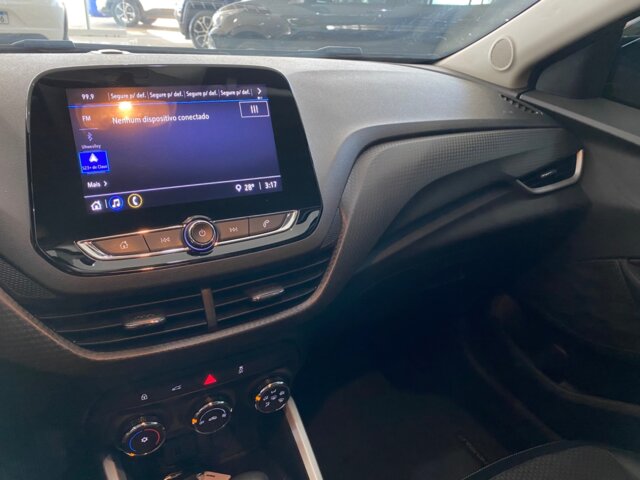 Foto 10 - Chevrolet Onix 1.0 Turbo LTZ (Aut) 2025
