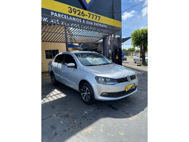 Foto 1 - Volkswagen Voyage 1.0 TEC Seleção (Flex) 2015