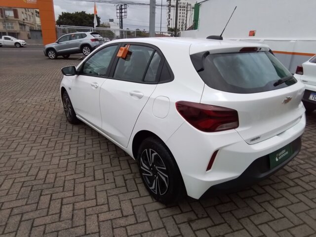 Foto 3 - Chevrolet Onix 1.0 Turbo LT 2025