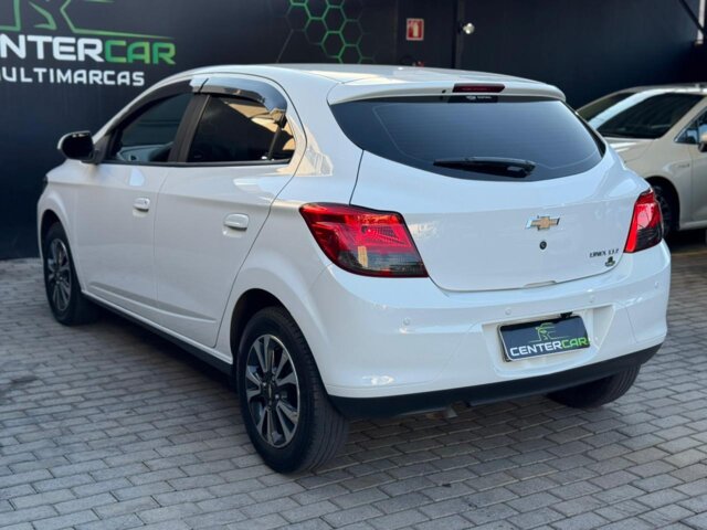 Foto 6 - Chevrolet Onix 1.4 LTZ SPE/4 (Aut) 2016