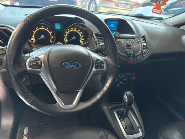 Foto 9 - Ford New Fiesta Hatch New Fiesta Titanium 1.6 16V PowerShift 2014