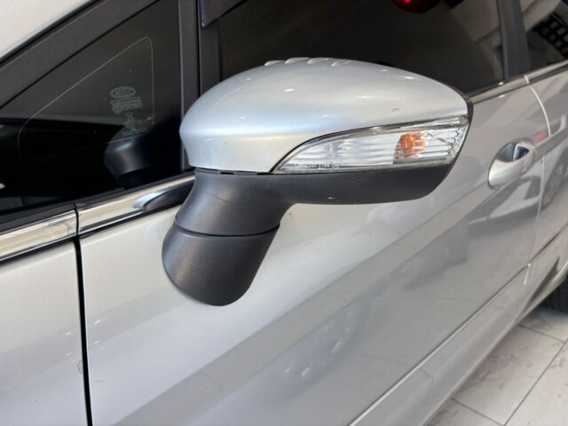 Foto 16 - Ford New Fiesta Hatch New Fiesta Titanium 1.6 16V PowerShift 2014