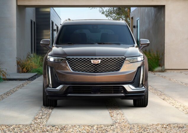 Modelo tem design mais genérico que o visto em muitos Cadillac