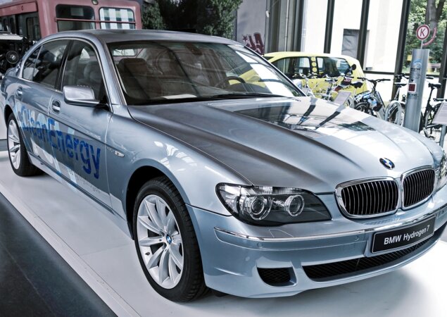 BMW Hydrogen 7 - mit Wasserstoff-Verbrennungsmotor