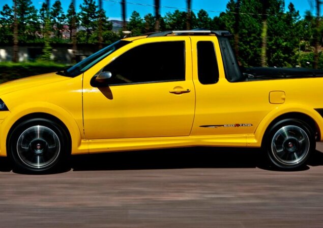 A Sporting chegou para dividir o motor 1.8 com a Adventure