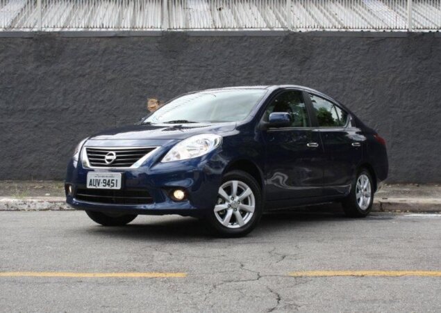 Nissan Versa SL