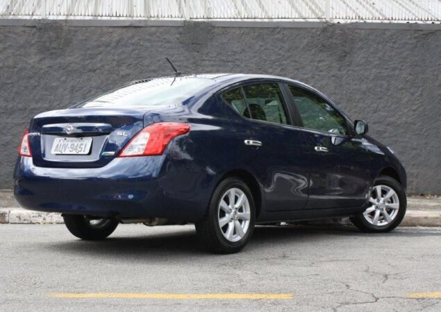 Nissan Versa SL