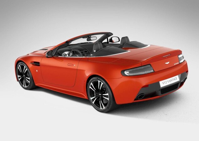 Aston Martin V12 Vantage Roadster