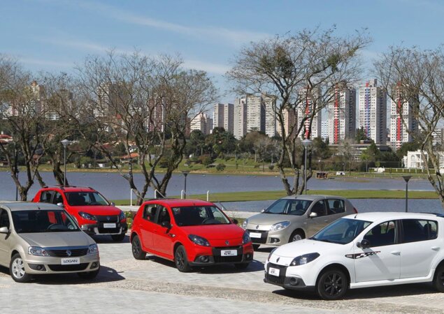 Linha 2013 Renault Logan e Sandero