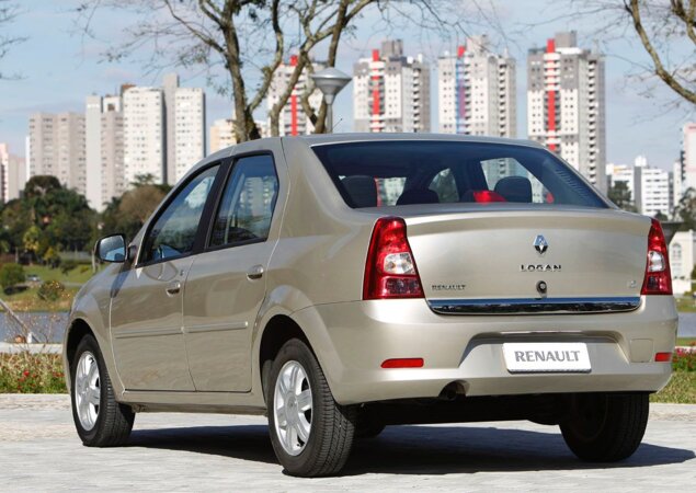 Renault Logan 2013