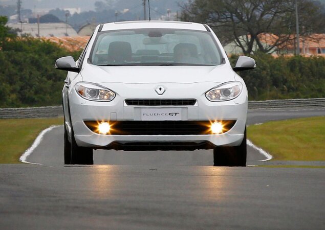 Faróis de Xenon e de Neblina são de série na versão GT