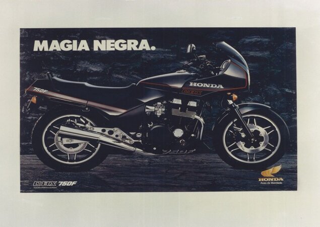 No Fan Club Honda também estão painéis das principais campanhas publicitárias de mais de 40 anos