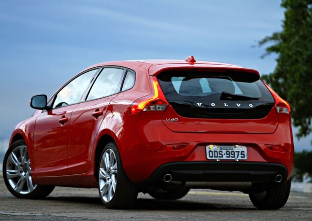 Volvo V40