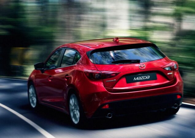  Segunda versão vem equipada com motor 2.0 a gasolina que entrega 118 cv e 21,4 kgfm de torque, e outra que entrega 162 cv