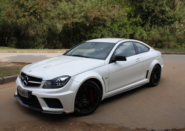 Mercedes-Benz C63 AMG Black Series teve apenas onze unidades emplacadas no Brasil