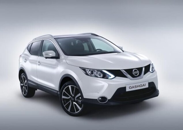 A segunda geração do Qashqai recebeu novas linhas emprestadas do X-Trail/Rogue 