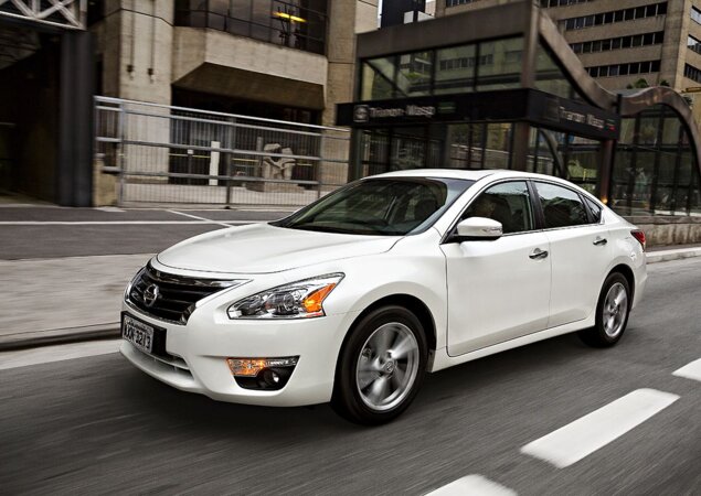 Nissan Altima chega ao Brasil na versão 2.5 SL custando R$ 99.800